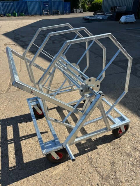 Double Rope Winder for storing 1 or 2 coil ropes, features wheels for easy transport, dimensions H: 1400mm W: 1300mm D: 1300mm.